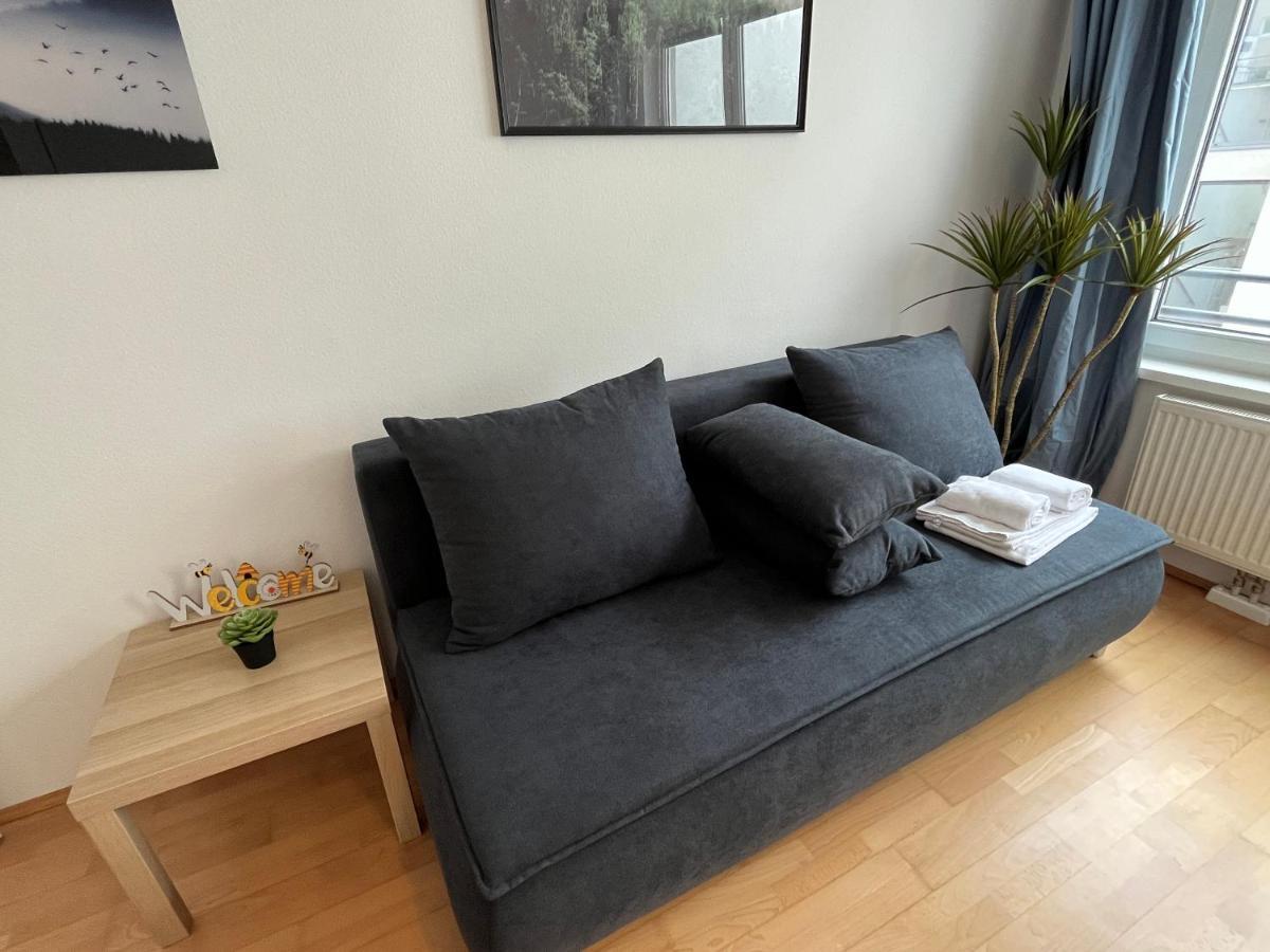 Апартаменты Cool Schonbrunn Apt 2Br Вена Экстерьер фото