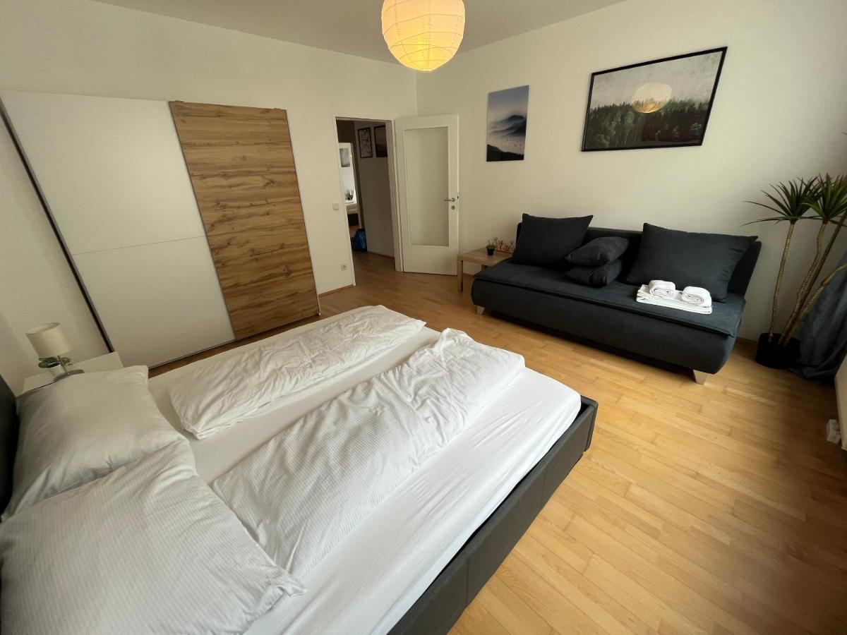 Апартаменты Cool Schonbrunn Apt 2Br Вена Экстерьер фото