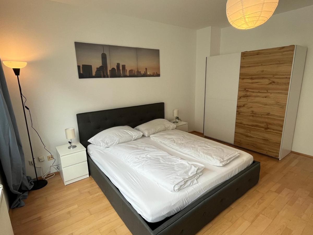 Апартаменты Cool Schonbrunn Apt 2Br Вена Экстерьер фото