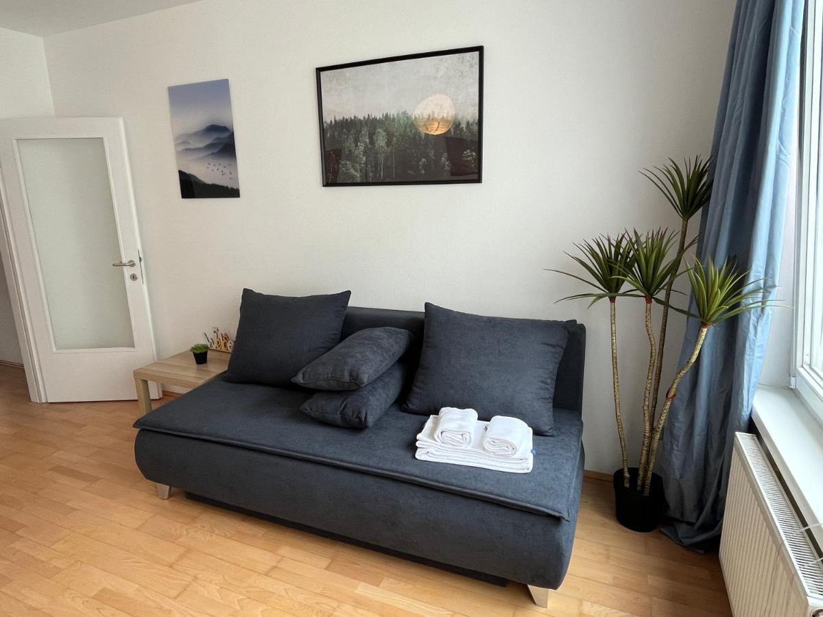 Апартаменты Cool Schonbrunn Apt 2Br Вена Экстерьер фото