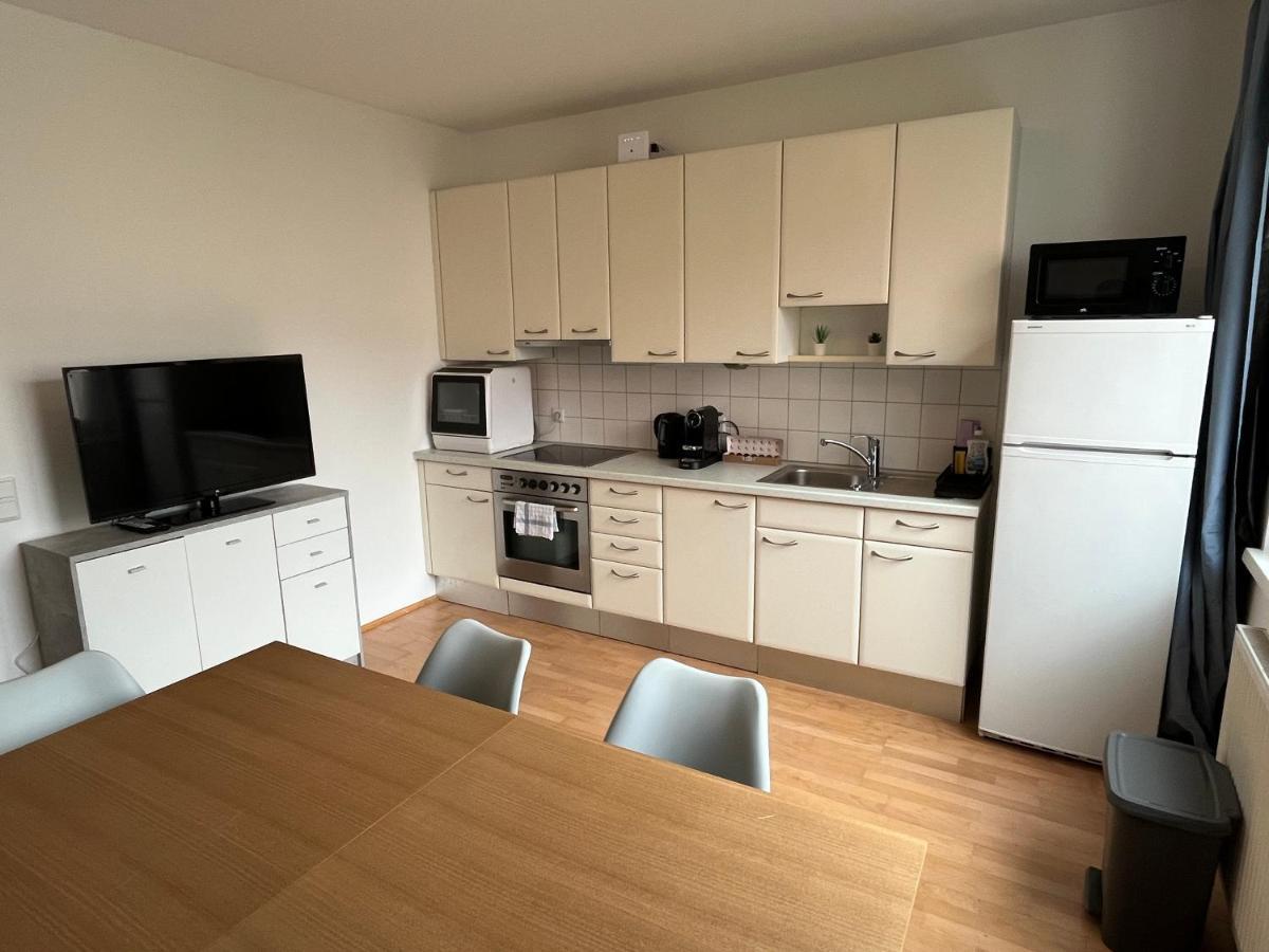 Апартаменты Cool Schonbrunn Apt 2Br Вена Экстерьер фото